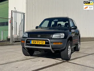 Toyota FunCruiser RAV4 2.0i 1997 4x4 2x Schuifdak Zwart