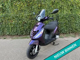 Piaggio Zip SP Mystic Purple Klapdrager BETAAL met in3