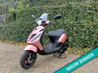 Piaggio Zip SP ROSE GOLD 45km MATRIX LED BETAAL met in3