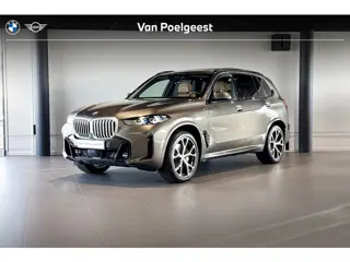 BMW X5 xDrive50e | M Sport | Glazen Panoramadak | Harman Kardon | Soft-close | Trekhaak |
