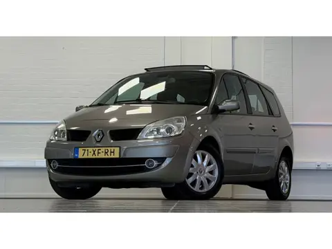 Renault Grand Scénic 2.0i 16V Tech Line 3e Eigenaar Schuifdak PDC voor&achter Mooi!