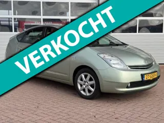 Toyota Prius 1.5 VVT-i Business Edition -Trekhaak-Keyless