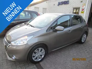Peugeot 208 1.2 VTi Envy
