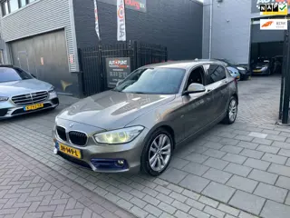 BMW 1-serie 118i Centennial High Executive 1e Eig! Trekhaak Airco NAP APK