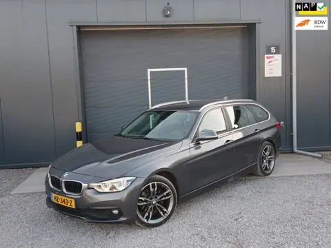 BMW 3-serie Touring 320d EDE Corporate Lease Essential, NAP, AUTOMAAT