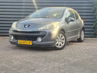 Peugeot 207 1.4 VTi Look Meeneemprijs! Nette en goed onderhouden auto.