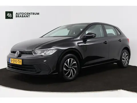 Volkswagen Polo 1.0 TSI Life (NAVIGATIE, CARPLAY, CRUISE CONTROL ADAPTIEF, PARKEERSENSOREN)