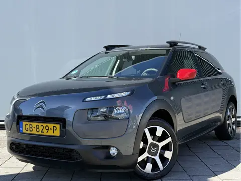 Citroën C4 Cactus BWJ 2015 | 1.2T Shine | CAMERA A | 17'' LMV | PDC 2X | CLIMA | NAVI | CRUISE | PRI