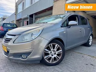 OPEL CORSA 1.4-16V '111' Edition AIRCO LMV RIJDT GOED NAP APK INRUIL KOOPJE