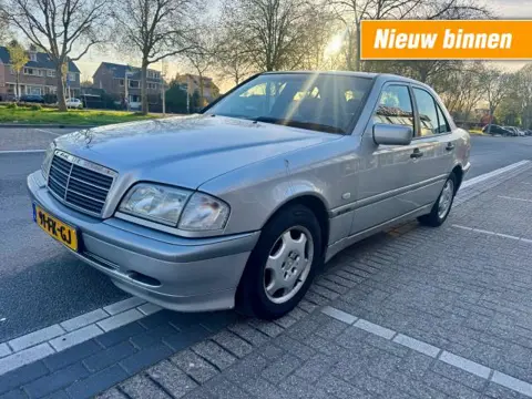 MERCEDES-BENZ C-KLASSE 180 Classic Select AUT AIRCO LMV NAP APK RIJDT GOED