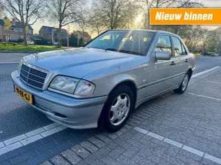MERCEDES-BENZ C-KLASSE 180 Classic Select AUT AIRCO LMV NAP APK RIJDT GOED