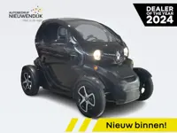 Renault Twizy 45 km / 2 ZITPLAATSEN / WEINIG KILOMETERS / al vanaf 16 jarig leeftijd rijbaar /