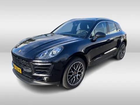 Porsche Macan 2.0 / 1e Eign. / Trekhaak / Panoramadak / Camera / Luchtvering / Leder / 20'' / Dodeho