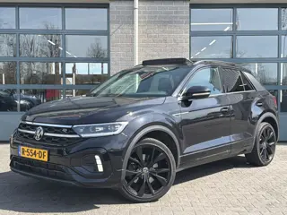 Volkswagen T-Roc 1.5 TSI Sport Business R-LINE|BLACK STYLE|PANORAMADAK|TREKHAAK|