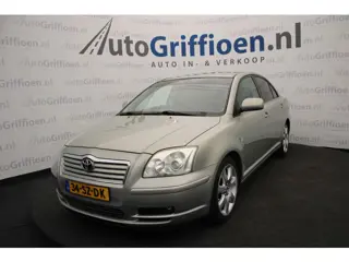 Toyota Avensis 2.0 VVTi Executive keurige automaat met trekhaak