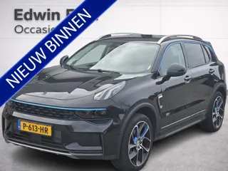 Lynk & Co 01 1.5 | Panoramadak | Adaptieve Cruise Control | Dodehoek Detectie | Achteruitrijcamera |