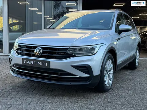 Volkswagen Tiguan 1.4 TSI eHybrid PHEV Life Plus | Navigatie | Cruise control | Camera | Led | Virtu
