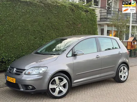 Volkswagen Golf Plus 1.6 FSI RIJDT GOED/NETTE AUTO/LAGE KM!!