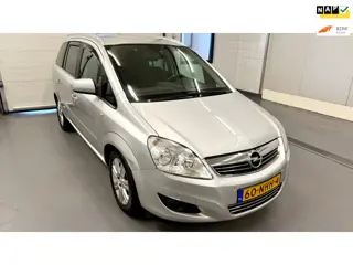 Opel Zafira 1.8 Cosmo | AUT. | 7 Persoons | Airco | Parkeersensoren