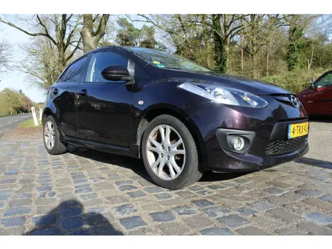 Mazda 2 1.5 S-VT Executive 5 drs nw apk 28-5-2027 airco lm velgen