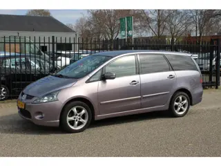 Mitsubishi Grandis 2.4-16V Intense 7-persoons!