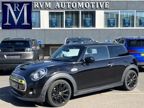 Mini Mini Electric Yours 33 kWh SOH 100% | SUPER COMPLEET UITGEVOERD| PANO | HARMAN KARDON | STOELVE