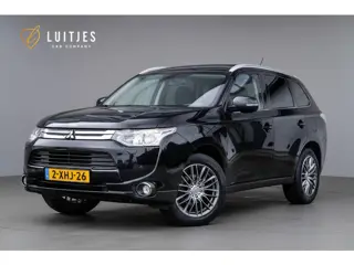 Mitsubishi Outlander 2.0 Instyle 7-pers|Schuifdak|Leder|Trekhaak|Elek.a-klep|Camera|Rockford-Fosgate
