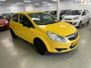 Opel Corsa 1.4-16V Business Sport