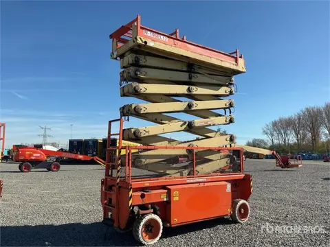 Holland lift COMBISTAR N-195EL12 Electric Scissor Lift