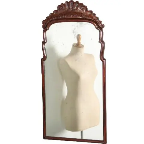 Antieke spiegel / Notenhouten 18e eeuwse Soester spiegel met afneembare kroon