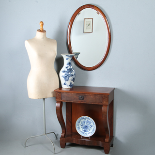 Ovale Engelse halspiegel met facet en ingelegde biezen ca 1890