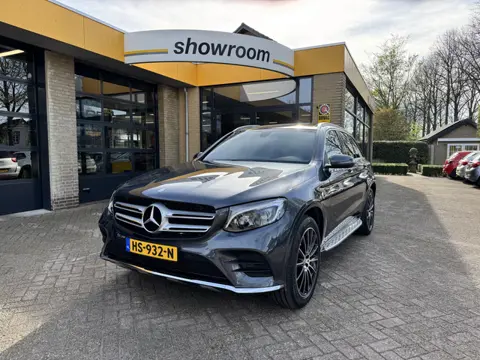 Mercedes-Benz GLC 250 4MATIC Ambition AMG PanoSchuifdak Luchtvering Trekhaak Camera Led