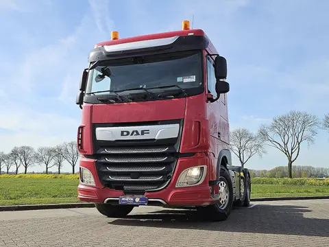 DAF XF 530 spacecab 6x2 ftg