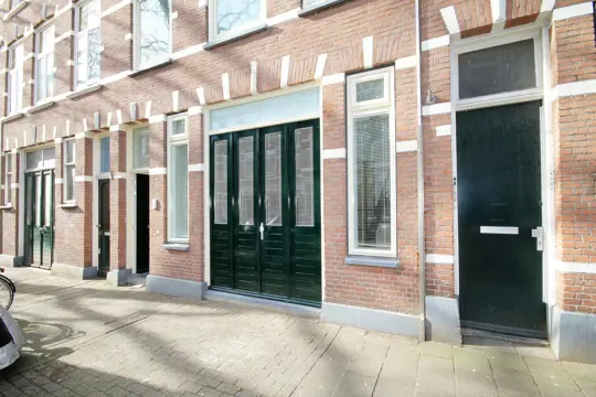 Woning aan de Zusterstraat te Den Haag