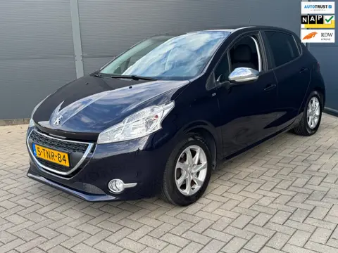 Peugeot 208 1.2 VTi Style / Airco / Navi / Nap