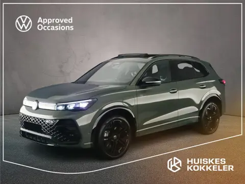 Volkswagen Tiguan R-Line Edition 1.5 TSI eHybrid 272pk DSG Automaat Trekhaak, Harman Kardon audio, P