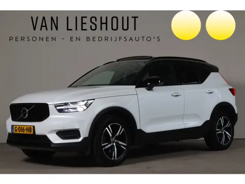 Volvo XC40 1.5 T3 R-Design NL-Auto!! Panoramadak I Camera I Apple Car-Play -- Hemelvaartsdag geopend