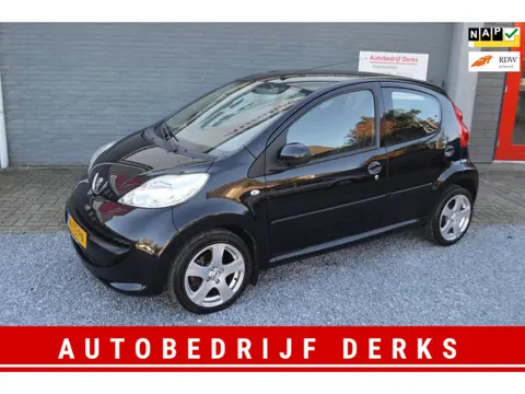 Peugeot 107 1.0-12V XS Airco 5Drs Stuurbekrachtiging Jaar Garantie