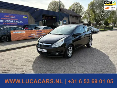 Opel Corsa 1.4-16V Edition NIEUWE APK! 2X SLEUTEL!