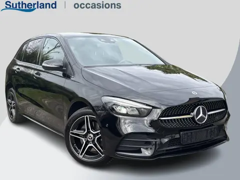 Mercedes-Benz B-klasse 250 e AMG Line | Plug-in Hybride | PHEV | Stoelverwarming | Camera | Navigati