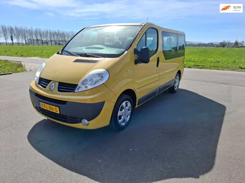 Renault Trafic Passenger 2.0-16V T27 L1H1 Privilège