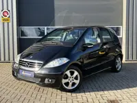 Mercedes-Benz A-Klasse 150 Avantgarde Automaat | Airco | Trekhaak | Half Leder | Cruise Control | In