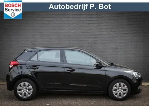 Hyundai i20 1.2 HP i-Motion Comfort van 10.950 NU 9.950,-