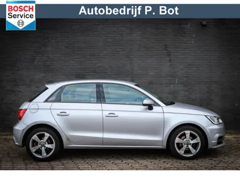 Audi A1 Sportback 1.0 TFSI Sport Pro Line Net binnen - Nu al te bezichtigen