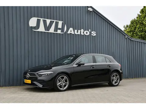 Mercedes-Benz A-Klasse 200 177pk MHEV 7G-DCT AMG Line 04-2024 | BTW | WideScreen | Keyless | LED | S