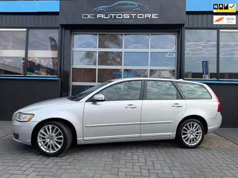Volvo V50 2.0 Edition II Leer Navi Cruise PDC Trekhaak Dealer Onderhouden Zeer Nette Auto !!!