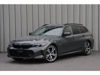 BMW 3 Serie Touring 330e xDrive M-Sport | 292PK | Head-up | Keyless-go | Carbon | Sport-stoelen | Ha