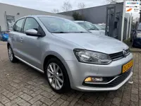 Volkswagen Polo 1.2 TSI Highline 5 deurs, elec pakket , stoel verwarming, alarm, getint glas, 16"spo