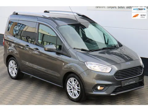 Ford Tourneo Courier 1.0 Titanium Distributie Verv. Carplay