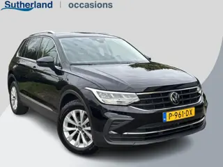 Volkswagen Tiguan 1.5 TSI Life Business | Trekhaak | Stoeverwarming | Adaptive cruise | Navigatie | 